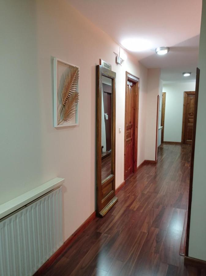 Hotel Los Robles Onís المظهر الخارجي الصورة