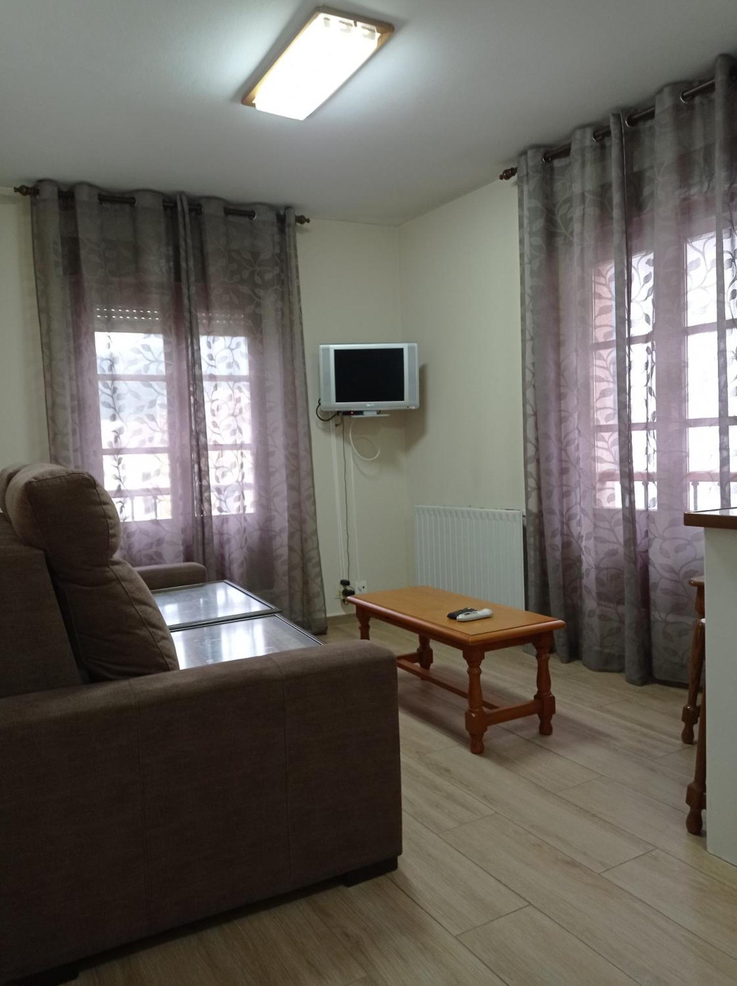 Hotel Los Robles Onís المظهر الخارجي الصورة